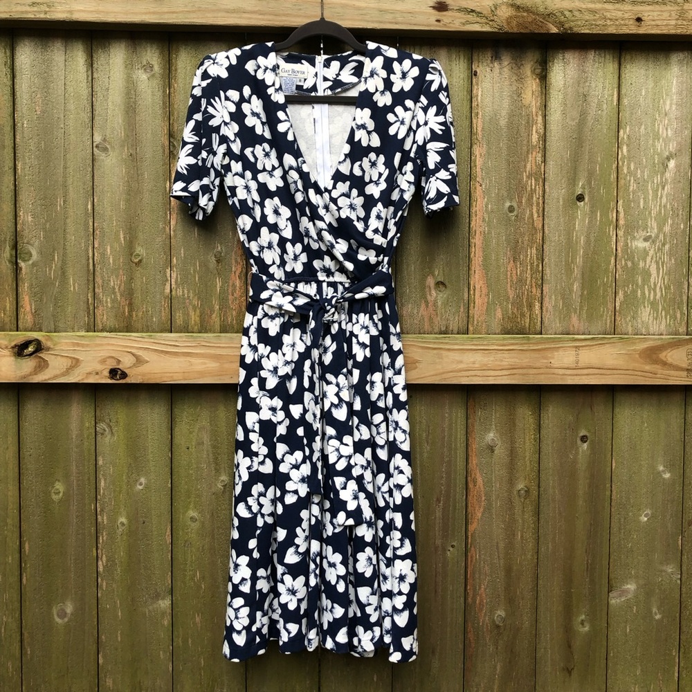 Gay Boyer Vintage Floral Midi Dress Size 8 Navy White Short Sleeve